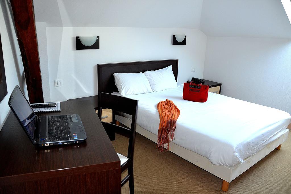 Hotel Les Bénédictins Limoges Camera foto