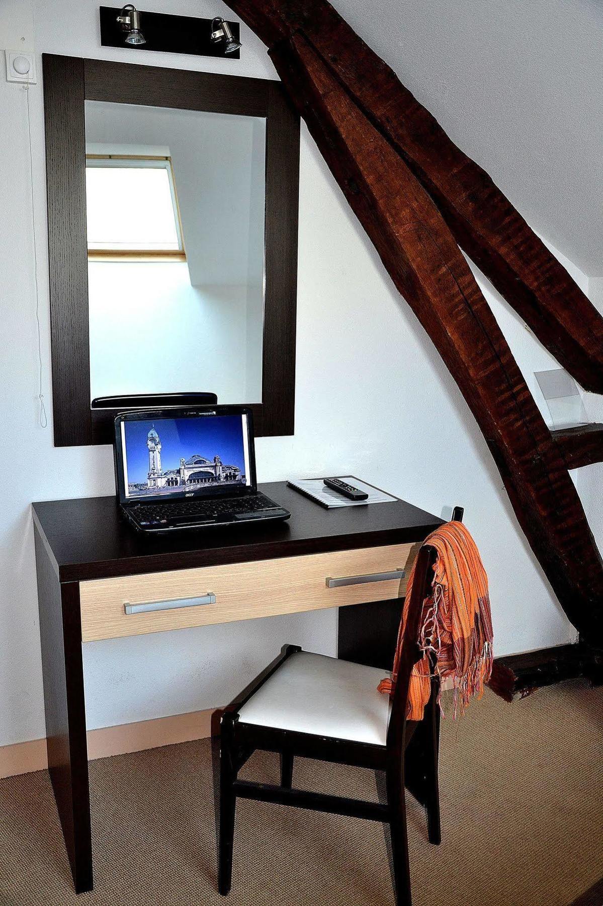 Hotel Les Bénédictins Limoges Esterno foto